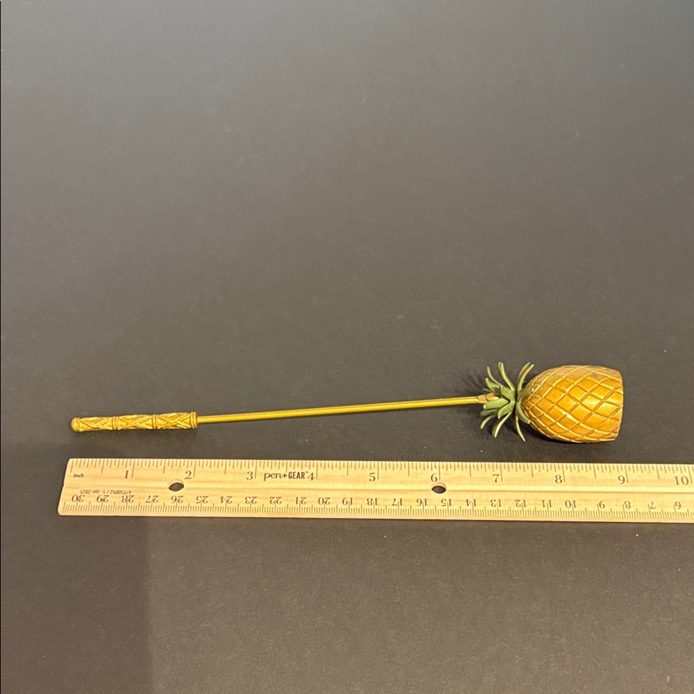 Vintage PartyLite Island Escape Metal Pineapple Candle Snuffer - Picture 7 of 7
